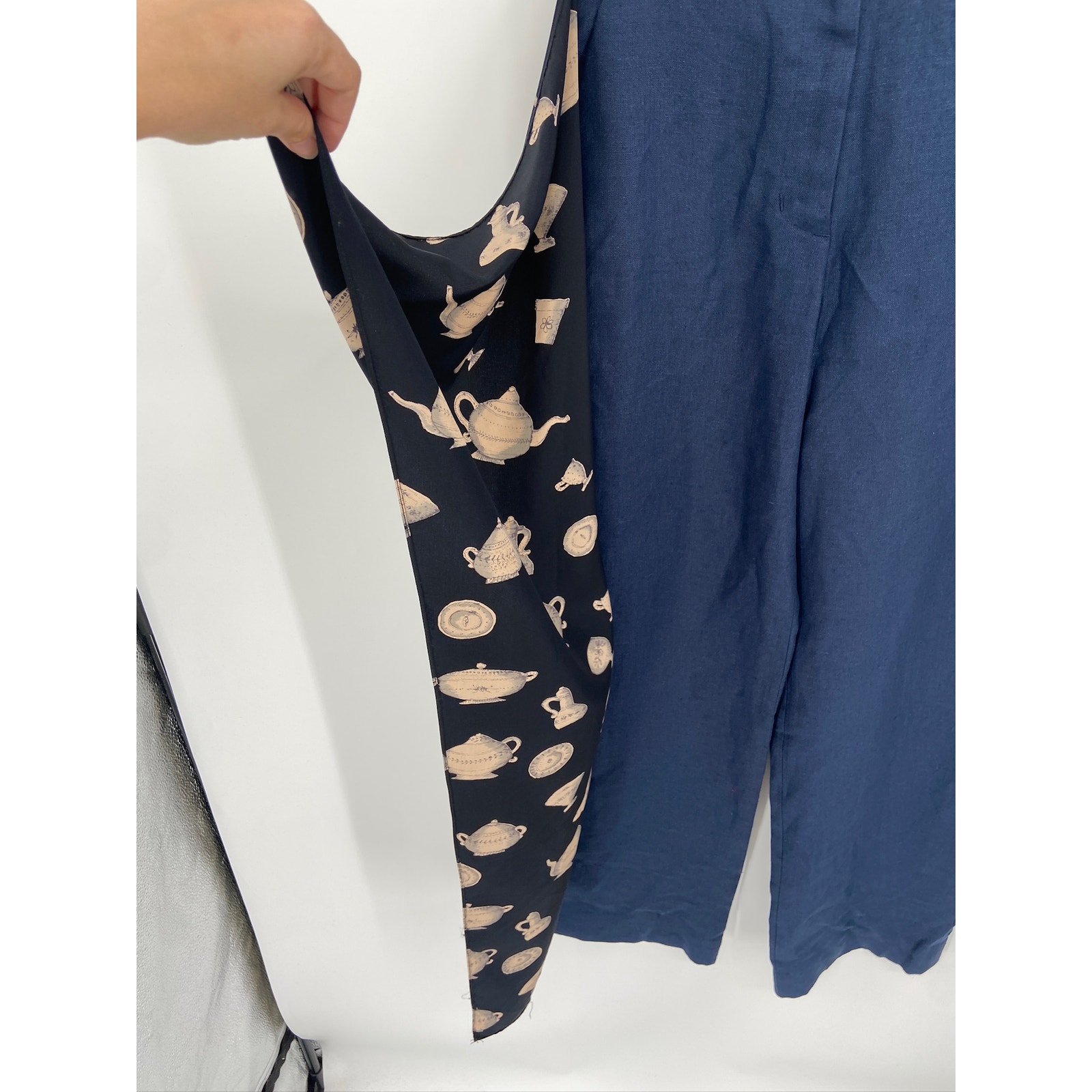 Puppets And Puppets Navy Blue Black Teapot Wide Leg Skant Trouser Pant 4 Nwt — image 3 of 8